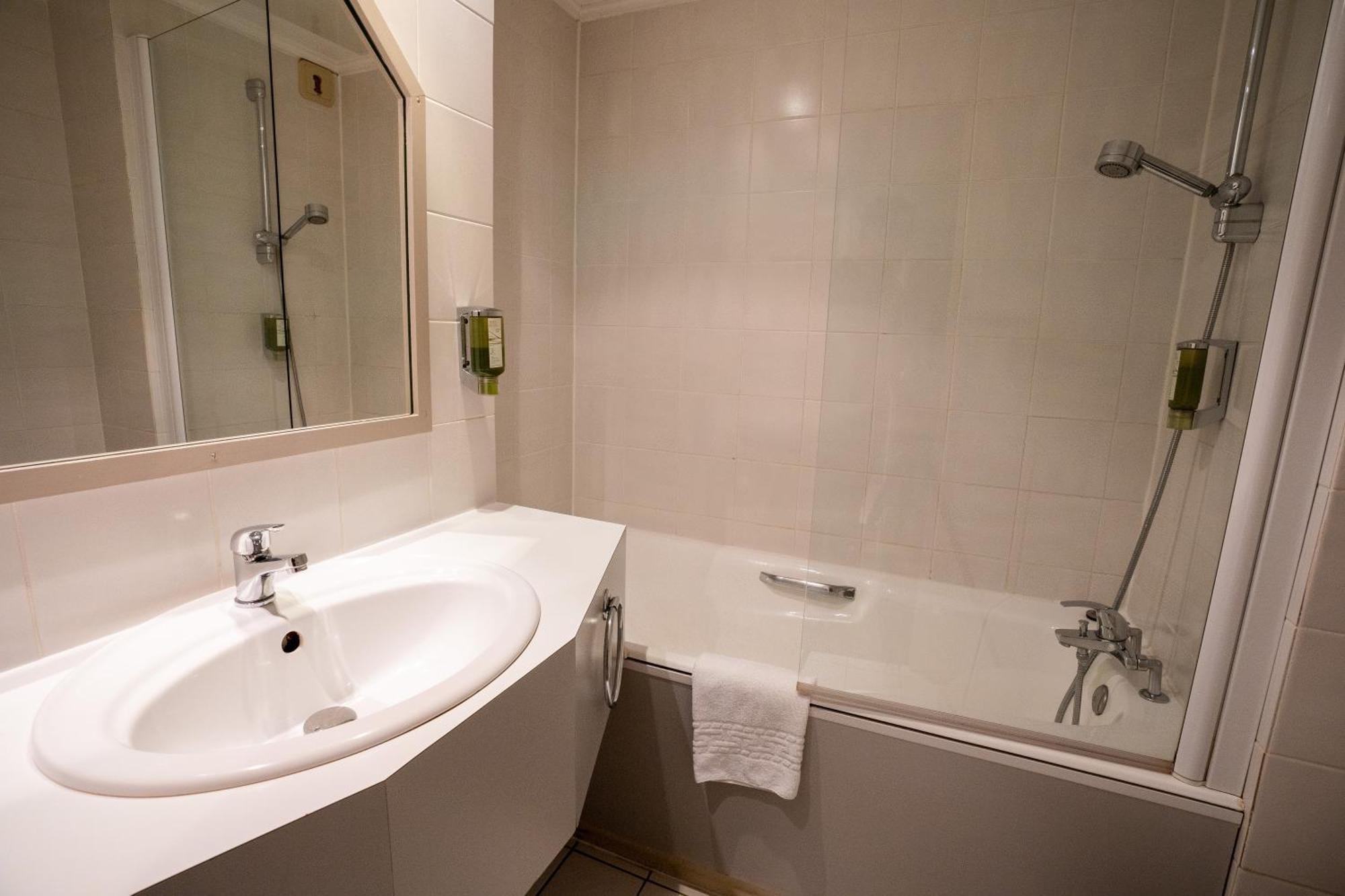 Hotel Le Menestrel Ribeauvillé Zewnętrze zdjęcie