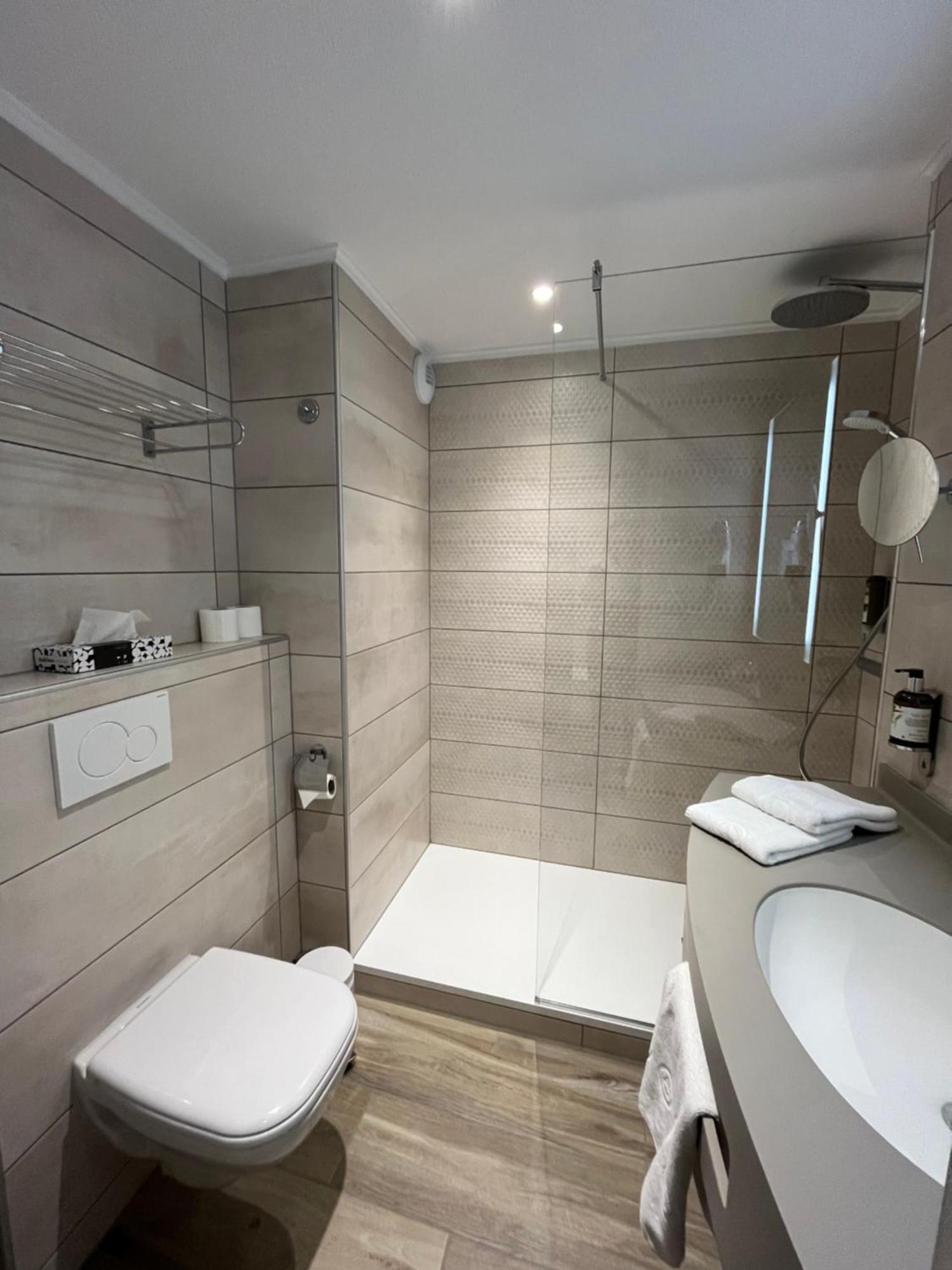 Hotel Le Menestrel Ribeauvillé Zewnętrze zdjęcie